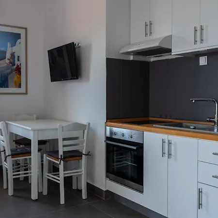 Kalamaki  Alexandros Seaside Family Apartments & Villas - Paradise, 7' From Petalidi מראה חיצוני תמונה