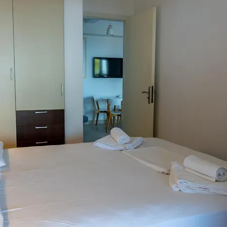 Kalamaki  Alexandros Seaside Family Apartments & Villas - Paradise, 7' From Petalidi מראה חיצוני תמונה