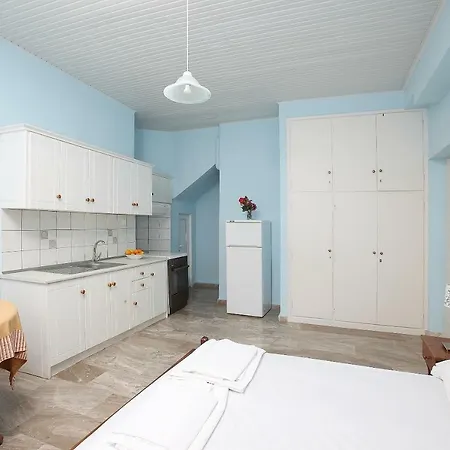 Kalamaki  Alexandros Seaside Family Apartments & Villas - Paradise, 7' From Petalidi מראה חיצוני תמונה